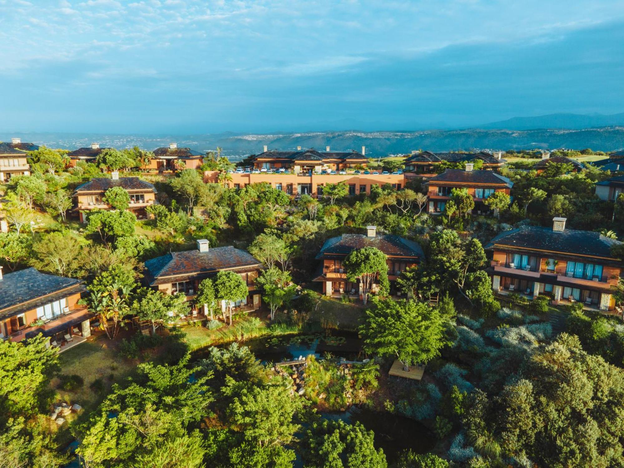 Pezula Nature Retreat Knysna Exteriör bild Aerial view of the resort